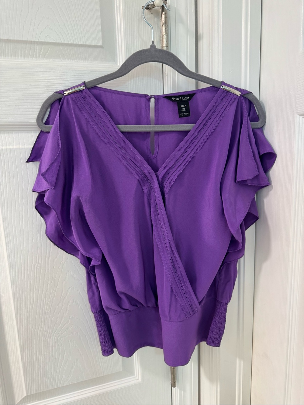 Whbm White house black market women’s XS shirt silk purple flutter wrap bubble